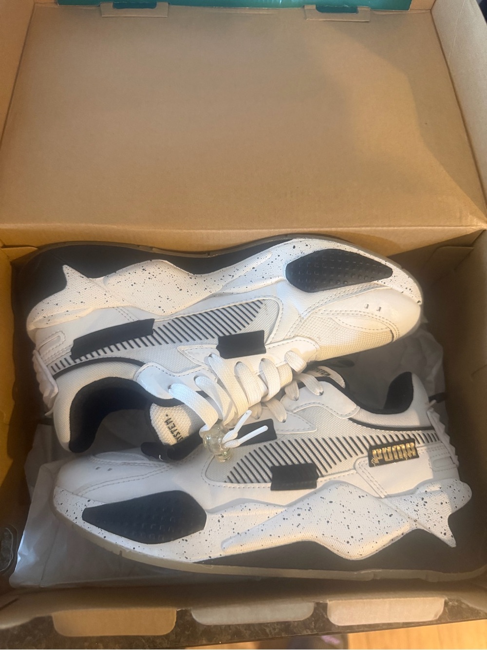 Puma Men's White and Black Speckled Chunky Sneakers